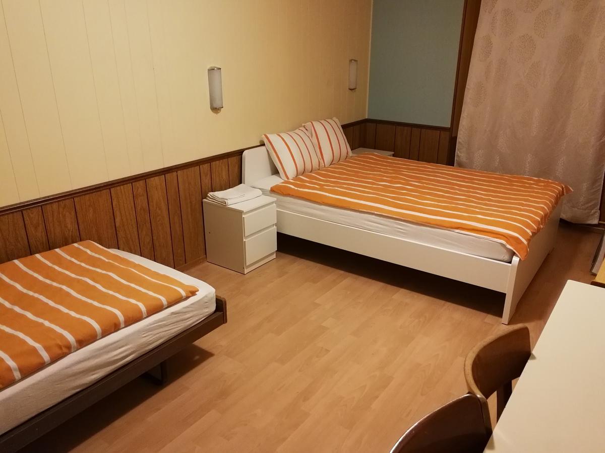 Hotel De L'Ours Vuiteboeuf Eksteriør billede